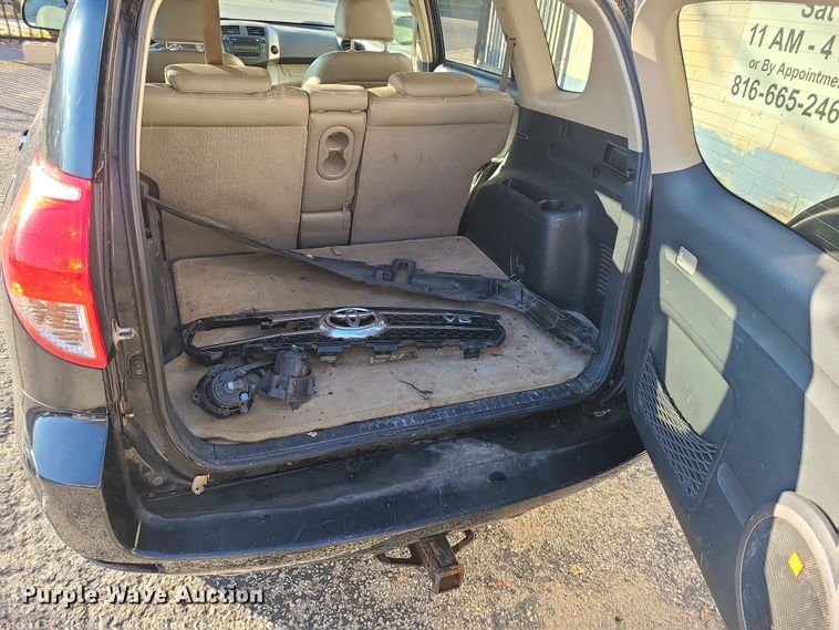 image for item LJ9409 2007 Toyota RAV4  SUV