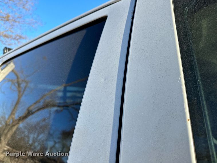 image for item LK9654 2012 Dodge Ram 4500 Crew Cab flatbed truck