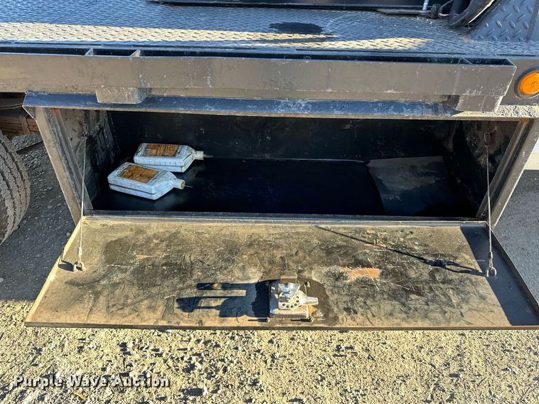 image for item LK9654 2012 Dodge Ram 4500 Crew Cab flatbed truck