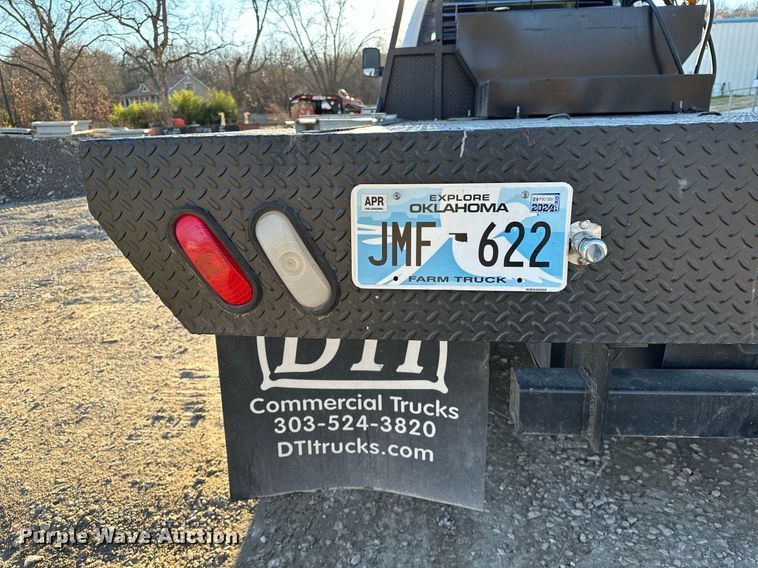 image for item LK9654 2012 Dodge Ram 4500 Crew Cab flatbed truck