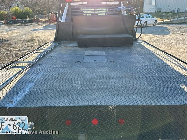 image for item LK9654 2012 Dodge Ram 4500 Crew Cab flatbed truck