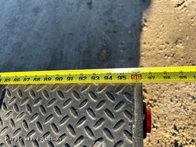 image for item LK9654 2012 Dodge Ram 4500 Crew Cab flatbed truck