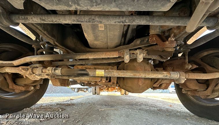 image for item LK9654 2012 Dodge Ram 4500 Crew Cab flatbed truck