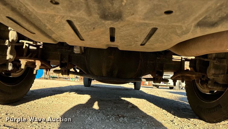 image for item LK9654 2012 Dodge Ram 4500 Crew Cab flatbed truck