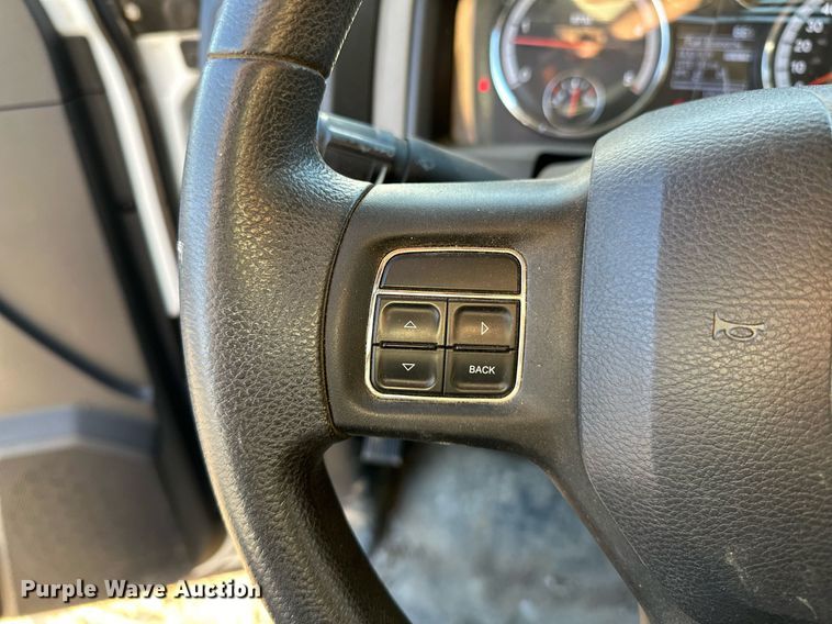 image for item LK9654 2012 Dodge Ram 4500 Crew Cab flatbed truck