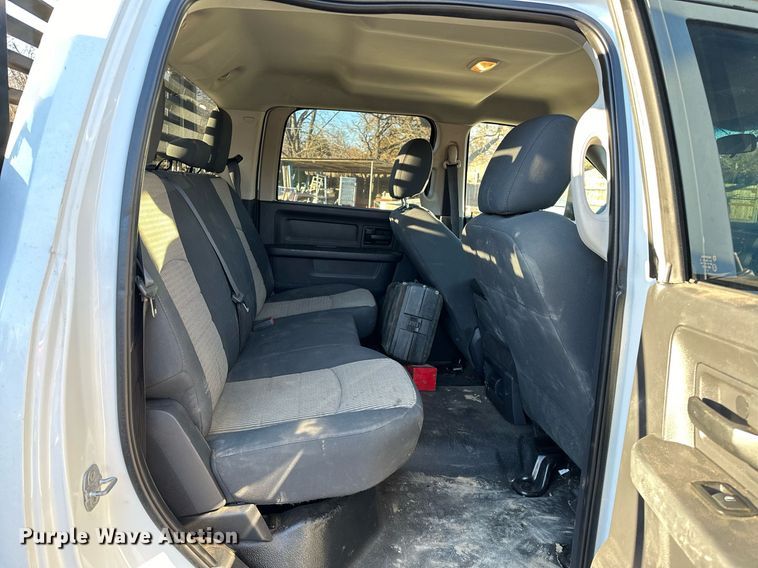 image for item LK9654 2012 Dodge Ram 4500 Crew Cab flatbed truck