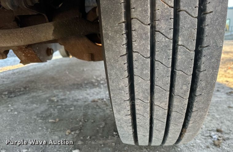 image for item LK9654 2012 Dodge Ram 4500 Crew Cab flatbed truck