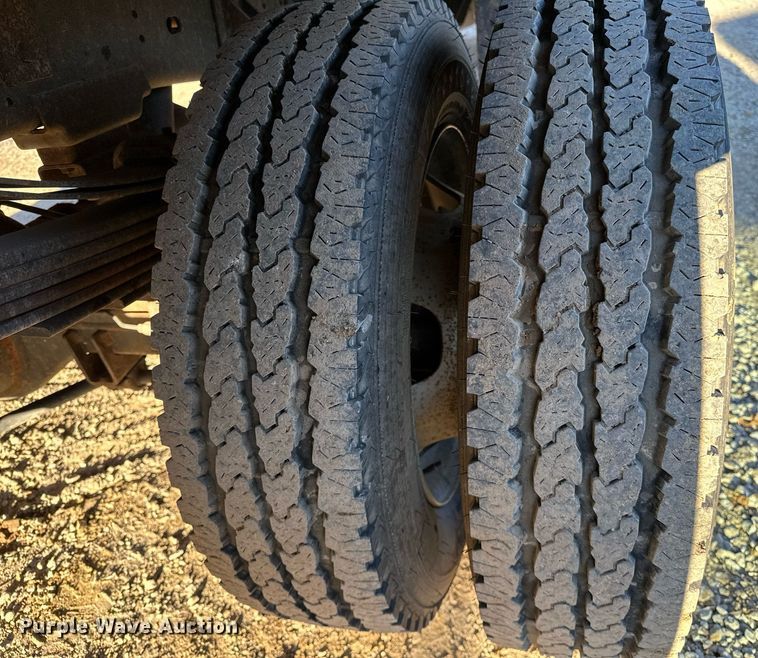 image for item LK9654 2012 Dodge Ram 4500 Crew Cab flatbed truck