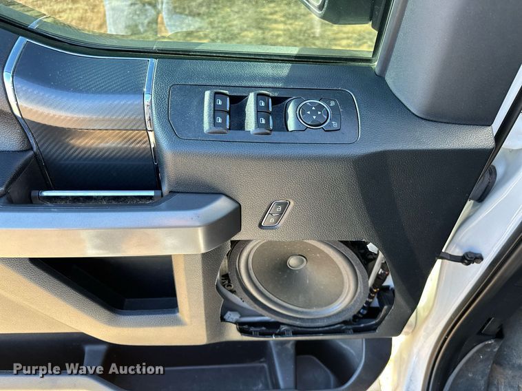 image for item LK9659 2020 Ford F150  SuperCrew pickup truck