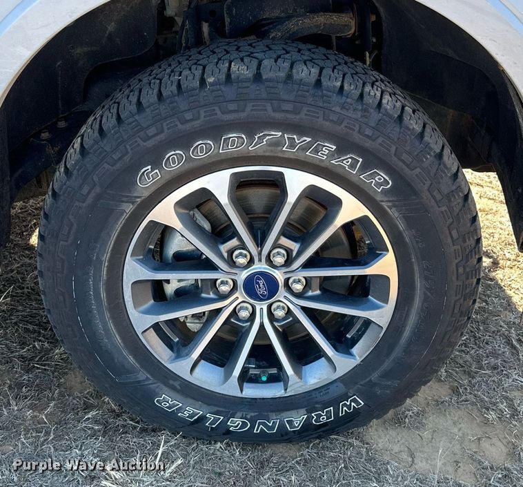 image for item LK9659 2020 Ford F150  SuperCrew pickup truck