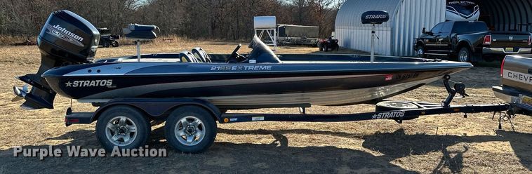 image for item LK9664 1999 Stratos 21SS Extreme  boat