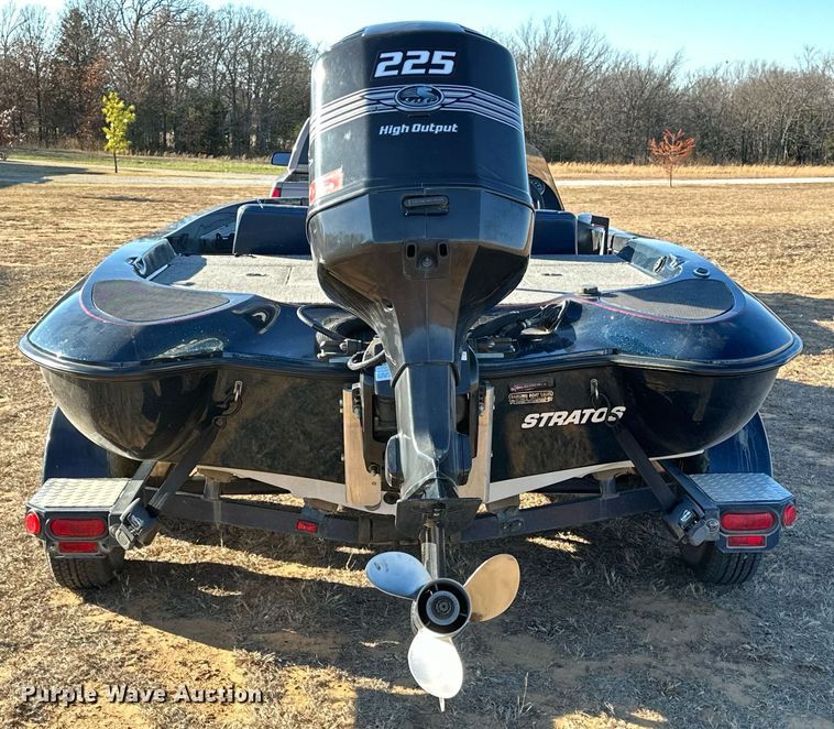 image for item LK9664 1999 Stratos 21SS Extreme  boat