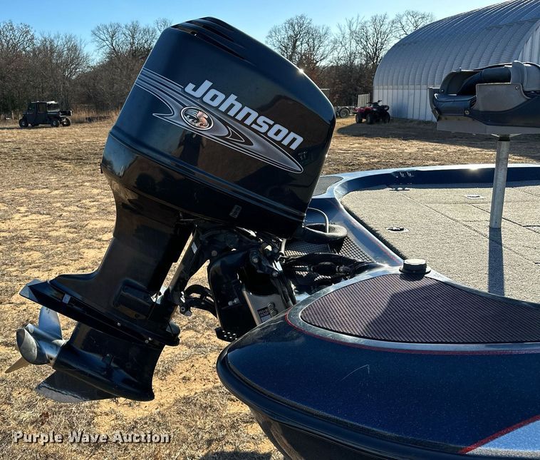 image for item LK9664 1999 Stratos 21SS Extreme  boat
