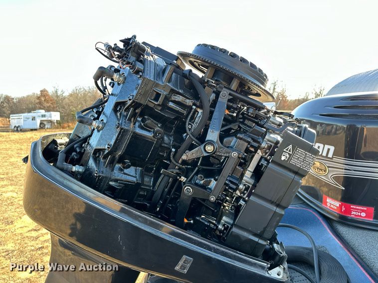 image for item LK9664 1999 Stratos 21SS Extreme  boat