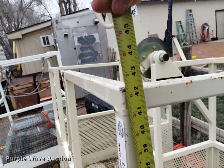 image for item LN9904 2011 National Crane 995000052  crane basket