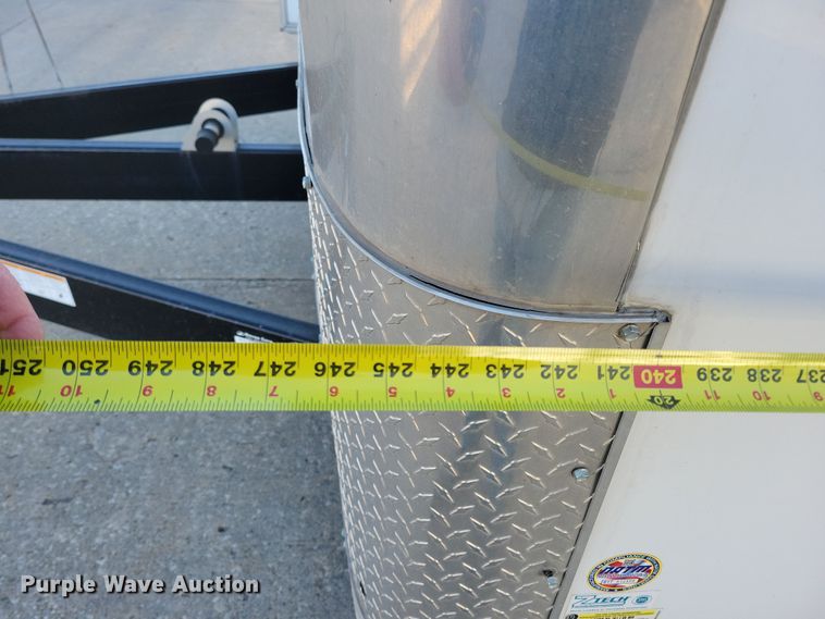 image for item LO9994 2018 Sure-Trac STRCH10220TA-100  enclosed cargo trailer