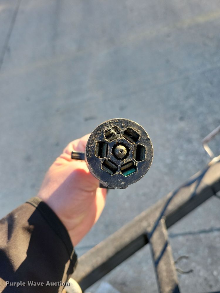 image for item LO9994 2018 Sure-Trac STRCH10220TA-100  enclosed cargo trailer