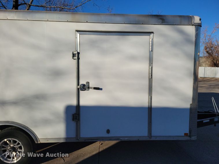 image for item LO9994 2018 Sure-Trac STRCH10220TA-100  enclosed cargo trailer