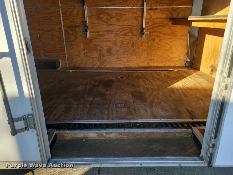 image for item LO9994 2018 Sure-Trac STRCH10220TA-100  enclosed cargo trailer