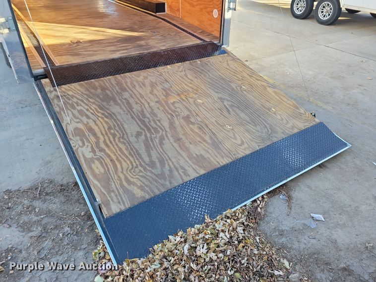 image for item LO9994 2018 Sure-Trac STRCH10220TA-100  enclosed cargo trailer