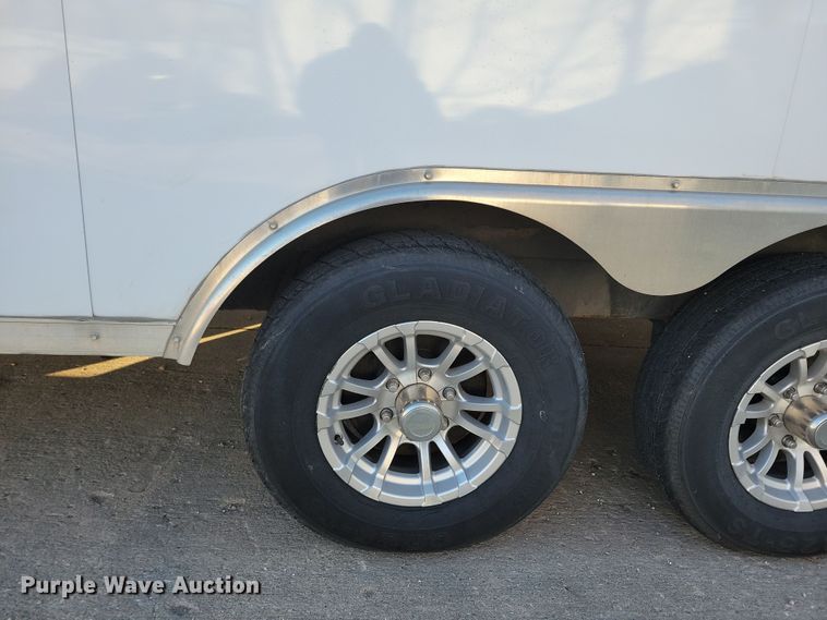 image for item LO9994 2018 Sure-Trac STRCH10220TA-100  enclosed cargo trailer