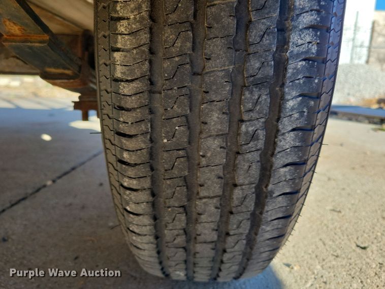 image for item LO9998 2019 Sure-Trac ST8212TA-B-030  utility trailer