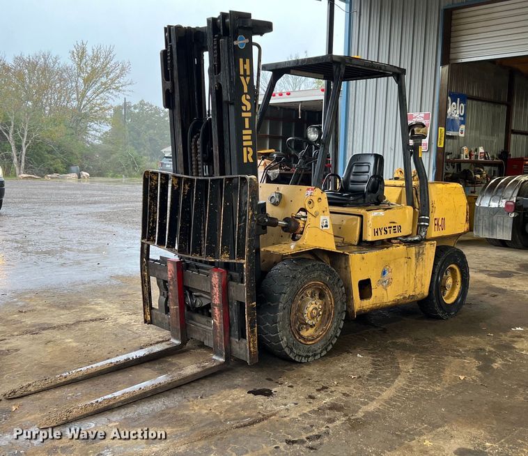 image for item LU9830 Hyster  forklift