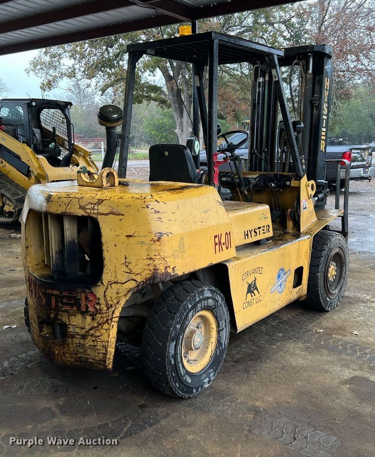 image for item LU9830 Hyster  forklift