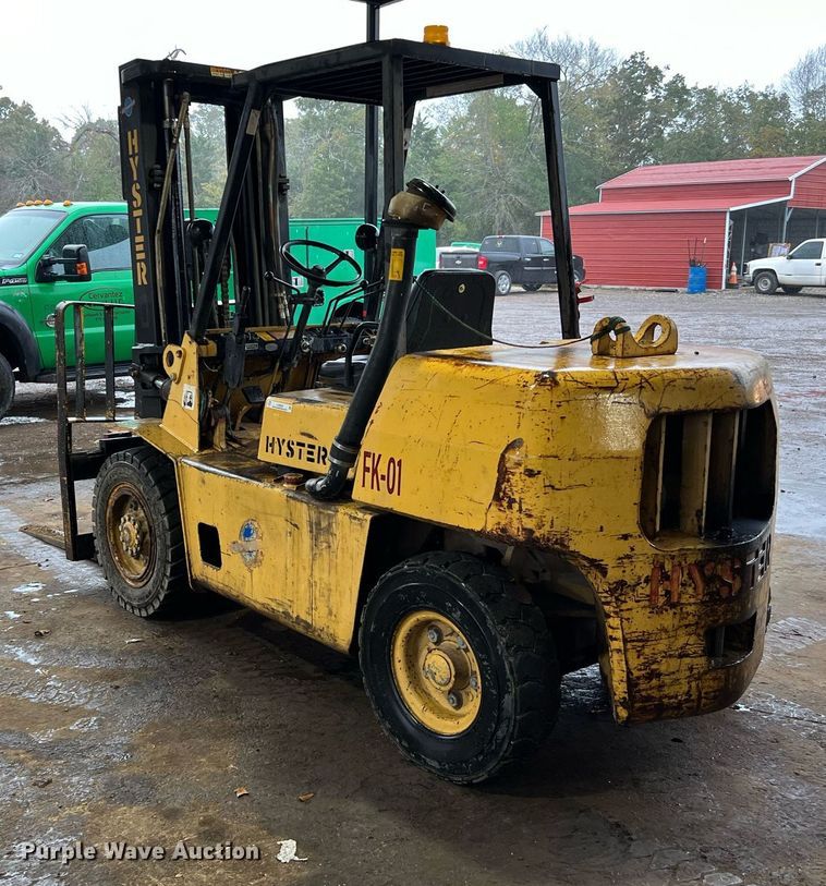 image for item LU9830 Hyster  forklift