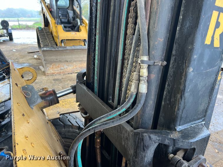 image for item LU9830 Hyster  forklift