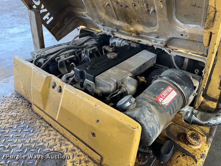 image for item LU9830 Hyster  forklift