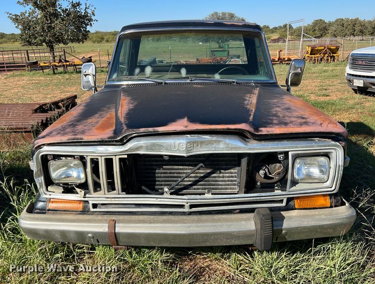 image for item LV9161 1981 Jeep J10  pickup truck