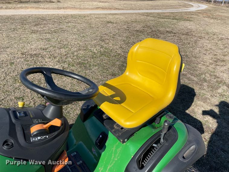 image for item LV9239 lawn mower