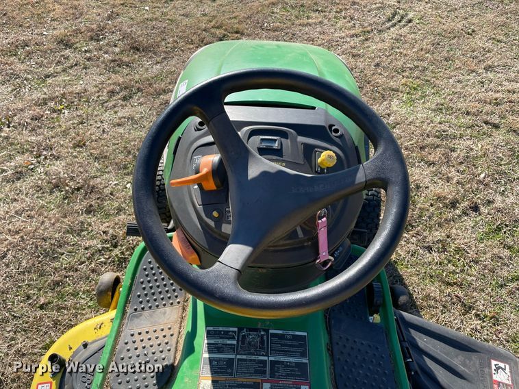 image for item LV9239 lawn mower