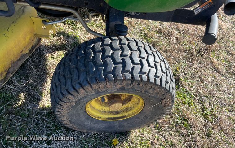 image for item LV9239 lawn mower