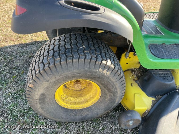 image for item LV9239 lawn mower