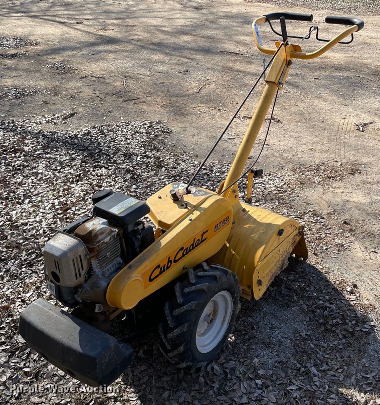 Cub Cadet RT65 rear tine tiller in Elmore City, OK Item LV9246 for