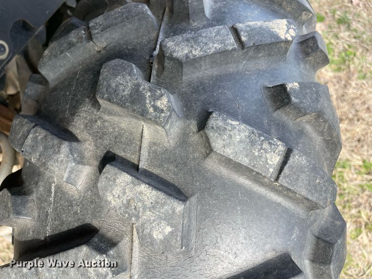 image for item LV9248 2012 John Deere XUV 550 S4  utility vehicle