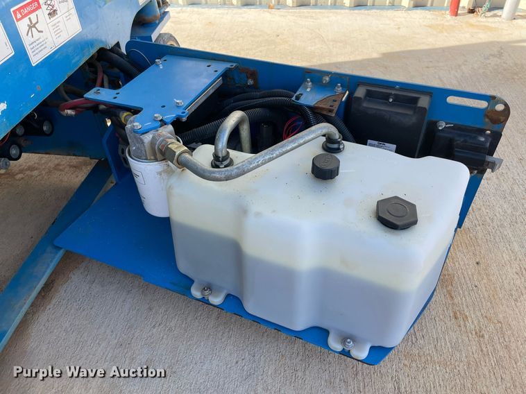 image for item LV9261 2015 Genie GS-1930  scissor lift