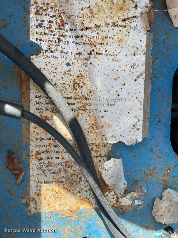 image for item LV9261 2015 Genie GS-1930  scissor lift