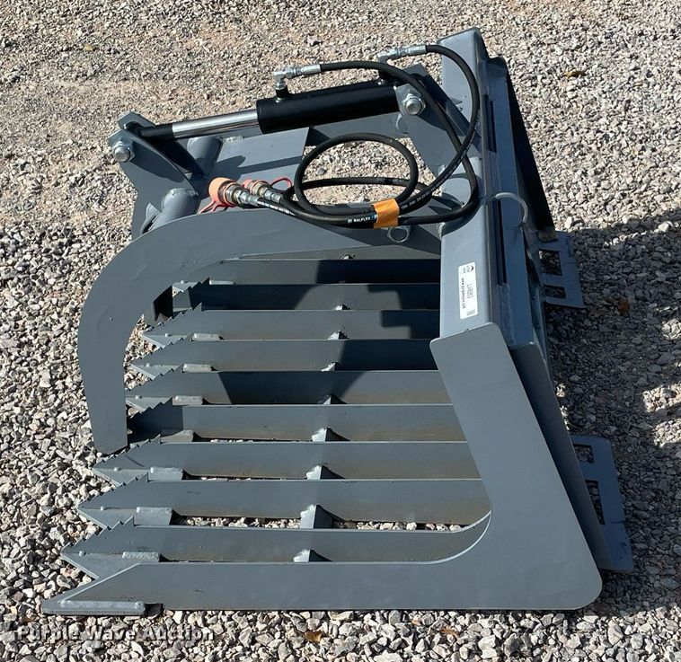 image for item LV9263 Skid steer grapple bucket