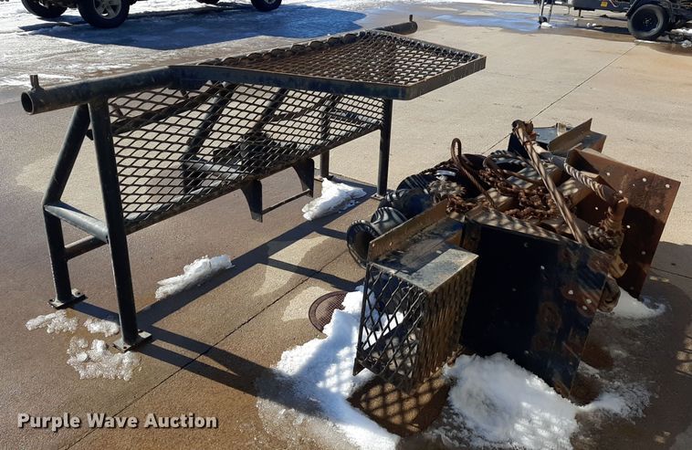 image for item LX9841 Truck parts