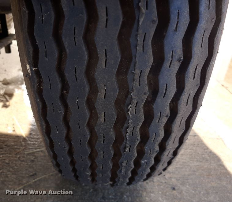 image for item LX9842 (3) power units