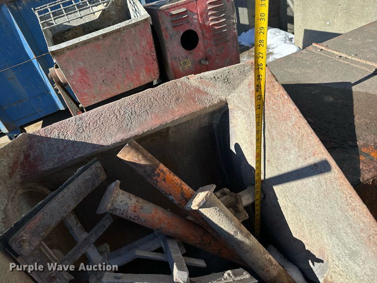 image for item LX9844 (2) concrete mixers