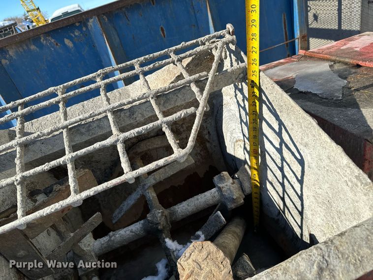 image for item LX9844 (2) concrete mixers