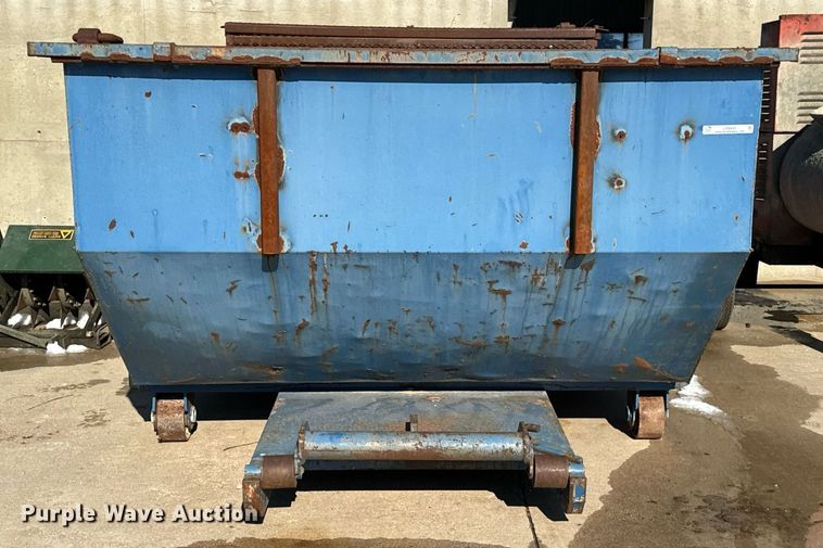 image for item LX9845 Roll-off dumpster