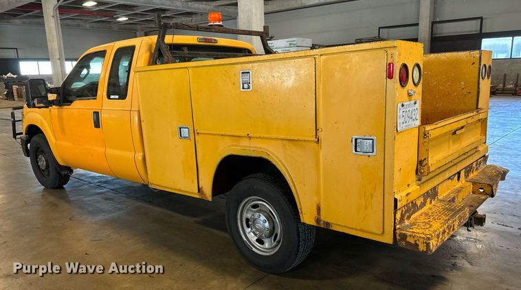 image for item LX9848 2014 Ford F250 Super Duty  SuperCab utility bed pickup truck