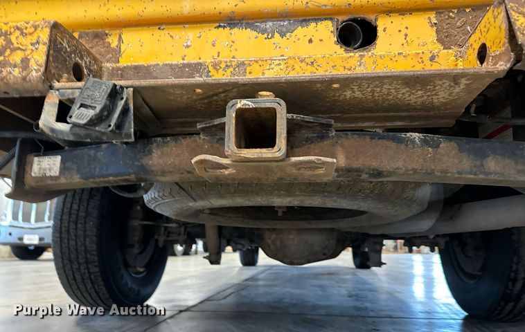 image for item LX9848 2014 Ford F250 Super Duty  SuperCab utility bed pickup truck