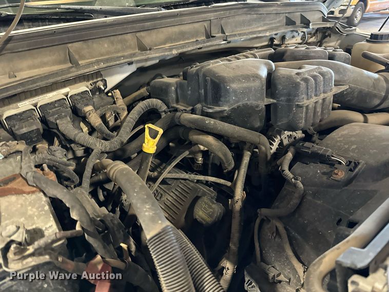 image for item LX9848 2014 Ford F250 Super Duty  SuperCab utility bed pickup truck