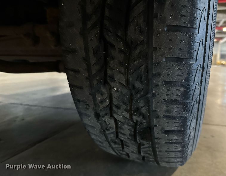 image for item LX9848 2014 Ford F250 Super Duty  SuperCab utility bed pickup truck